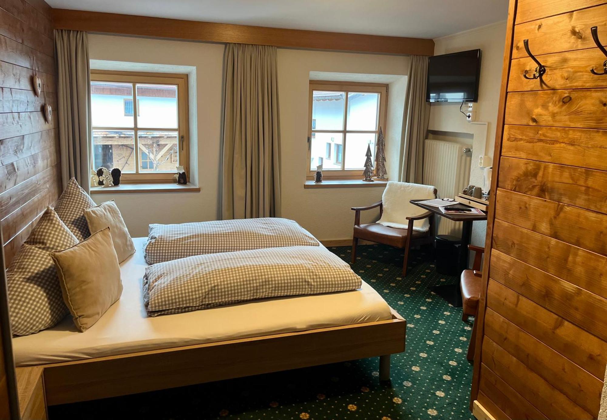 Haus Tirol Ehrwald Hotel Eksteriør billede