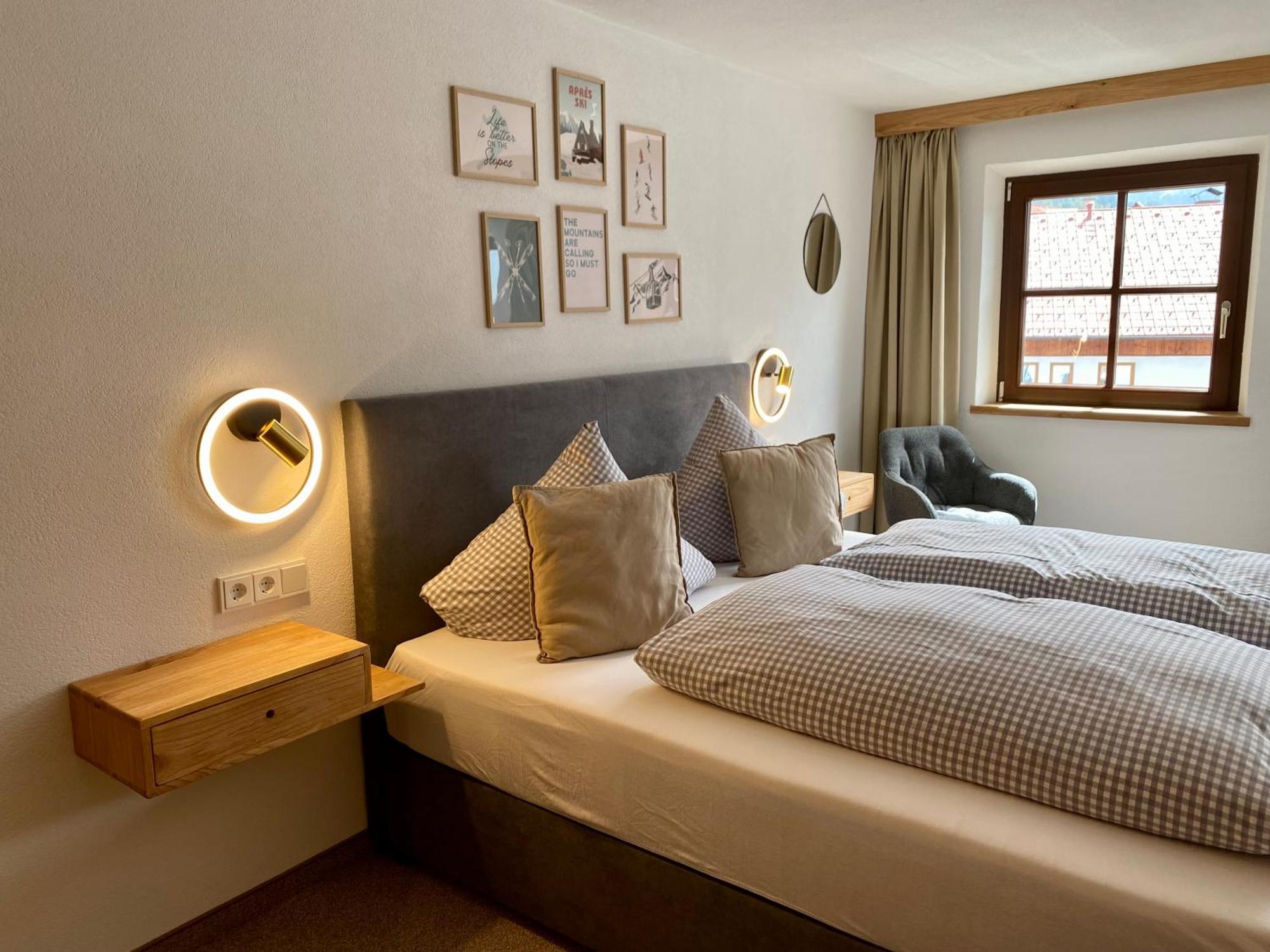 Haus Tirol Ehrwald Hotel Eksteriør billede